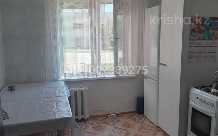 1-бөлмелі пәтер · 38 м² · 1/5 қабат, ул. Ауэзова 14, бағасы: 12 млн ₸ в Хромтау — фото 2