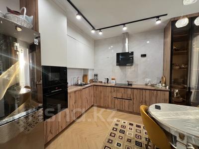 3-комнатная квартира · 105 м² · 3 этаж, Аль-Фараби проспект 7/2 — Бухар жырау за 110 млн ₸ в Астане, Есильский р-н