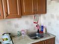 2-бөлмелі пәтер · 40 м² · 5/5 қабат, 18-шағынаудан 17/1 — Квартира теплая солнечная сторона квартира находиться возле торгового дома Феллида все в шаговой доступности, бағасы: 11 млн ₸ в Караганде, Алихана Бокейханова р-н — фото 7