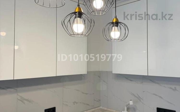 2-бөлмелі пәтер · 55 м² · 8/9 қабат, мкр Думан-2, мкрн Думан-2 57/1, бағасы: 48 млн ₸ в Алматы, Медеуский р-н — фото 2
