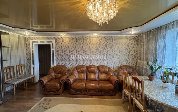 3-комнатная квартира · 67.4 м² · 7/10 этаж, Засядко 88 — засядко-кабанбая за 35 млн 〒 в Семее — фото 2