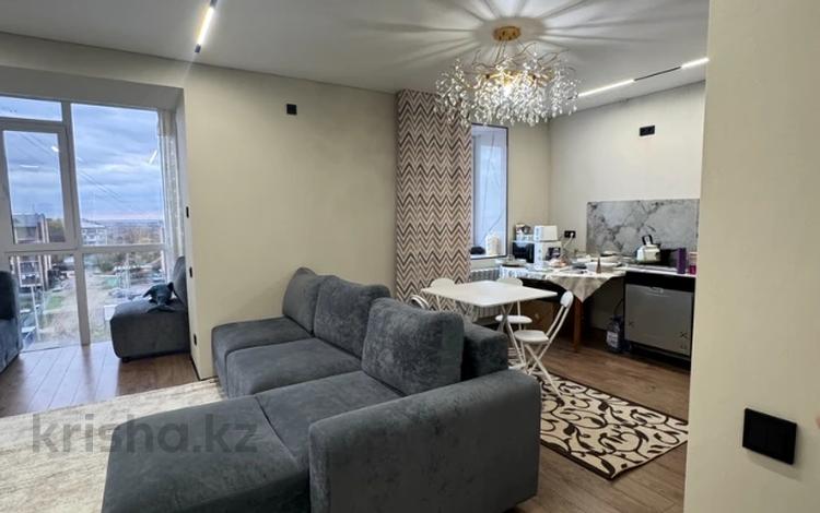 4-бөлмелі пәтер · 85.6 м² · 6/9 қабат, Валиханова, бағасы: 46.9 млн ₸ в Петропавловске — фото 5