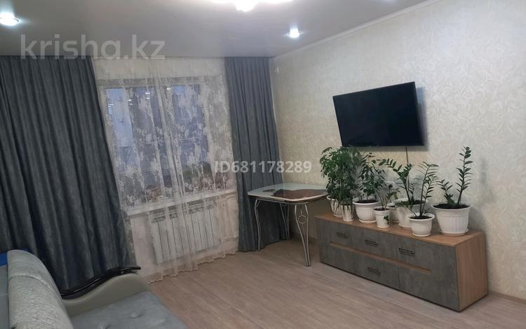 2-комнатная квартира · 52 м² · 2/5 этаж, Ихсанова — Курмангазы за 27 млн ₸ в Уральске — фото 2