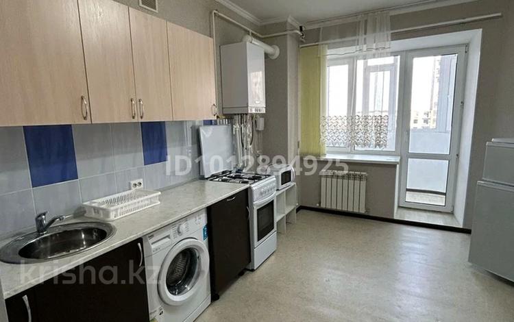 1-бөлмелі пәтер · 50 м² · 2/9 қабат, мкр. Алтын орда — Тауелсиздик, бағасы: 130 000 ₸ в Актобе — фото 2