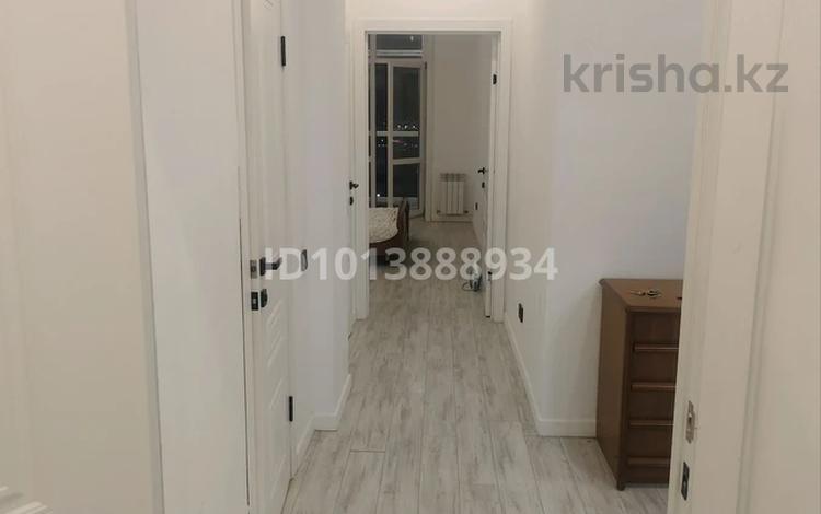 3-бөлмелі пәтер · 71 м² · 10/10 қабат, Юго-Восток ш/а., Муканова 78, бағасы: 45 млн ₸ в Караганде, Казыбек би р-н — фото 2