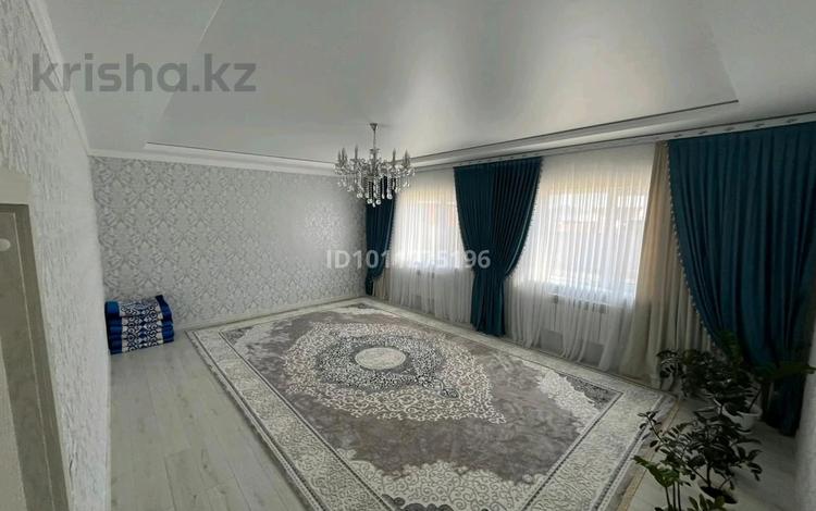 Отдельный дом · 6 комнат · 200 м² · 10 сот., Курашасай , Қанағат 374 за 33 млн ₸ в Актобе — фото 18