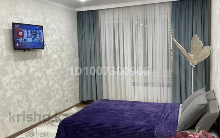 1-бөлмелі пәтер · 38 м² · 1/9 қабат, мкр 11 12, бағасы: 10 000 ₸ в Актобе — фото 2