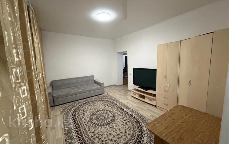 2-бөлмелі пәтер · 47 м² · 1/3 қабат, Белинского 40, бағасы: 14 млн ₸ в Усть-Каменогорске — фото 3