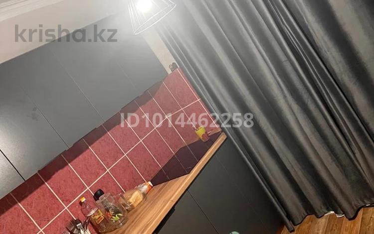 1-комнатная квартира · 34 м² · 1/2 этаж, Пришахтинск, ул. Зелинского 16 — Клиника Симур за ~ 8.3 млн ₸ в Караганде, Алихана Бокейханова р-н — фото 2