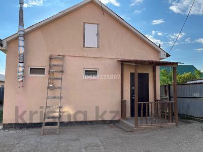 Отдельный дом · 2 комнаты · 100 м² · 6 сот., мкр Атырау за 21 млн 〒