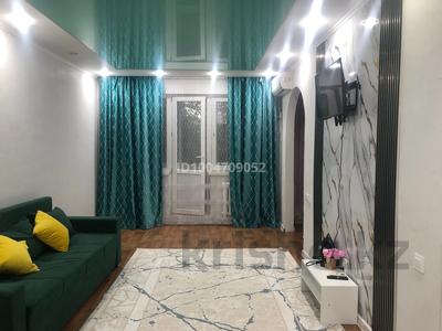 1-комнатная квартира · 35 м² · 4/5 этаж, Хамида Чурина за 2 000 〒 в Уральске, мкр Школьник