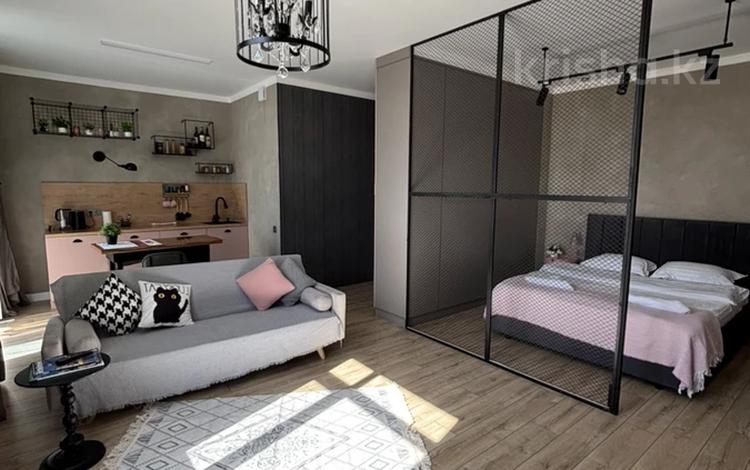 1-комнатная квартира · 43 м² · 14/17 этаж, Букетова за 18 000 ₸ в Караганде, Казыбек би р-н — фото 21