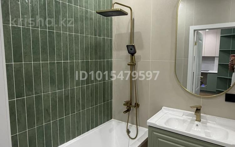 2-бөлмелі пәтер · 45 м² · 2/6 қабат, Халиуллина 196/17, бағасы: 33 млн ₸ в Алматы, Медеуский р-н — фото 2