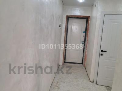 3-комнатная квартира · 60 м² · 5/5 этаж, Нефтяников 23 за 11 млн ₸ в Актобе, мкр Гормолзавод