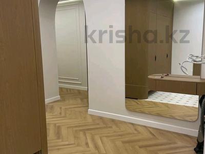 4-бөлмелі пәтер · 130 м² · 4/10 қабат, Алихан Бокейхан 13, бағасы: 128.5 млн ₸ в Астане, Есильский р-н