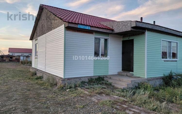 Отдельный дом · 3 комнаты · 87 м² · 10 сот., Оразак 1/2 — Альжанова за 4 млн ₸ в Акмолинской обл. — фото 2