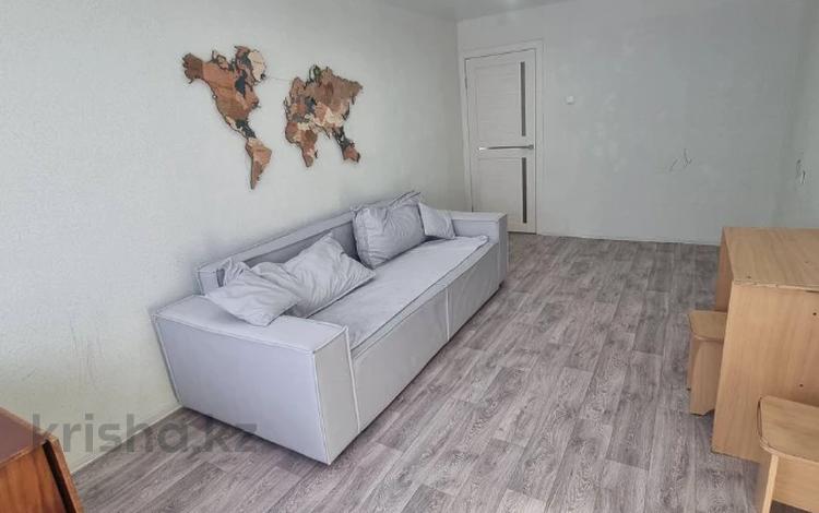 2-комнатная квартира · 47.6 м² · 1/4 этаж, 3 микрорайон 20 за 8.9 млн 〒 в Лисаковске — фото 7