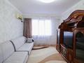 2-комнатная квартира · 53 м² · 8/9 этаж, мкр Аксай-3Б 38 за 240 000 ₸ в Алматы, Ауэзовский р-н — фото 4