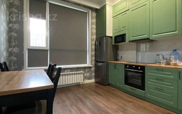 1-бөлмелі пәтер · 37.2 м² · 3/12 қабат, Санжара Асфендиярова 8, бағасы: 28.5 млн ₸ в Астане, Нура р-н — фото 2