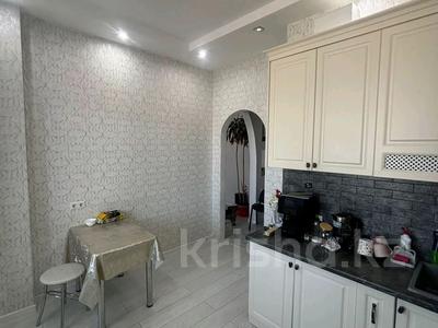 2-бөлмелі пәтер · 61 м² · 4/10 қабат, Абикен Бектуров 1, бағасы: 60 млн ₸ в Астане, Есильский р-н
