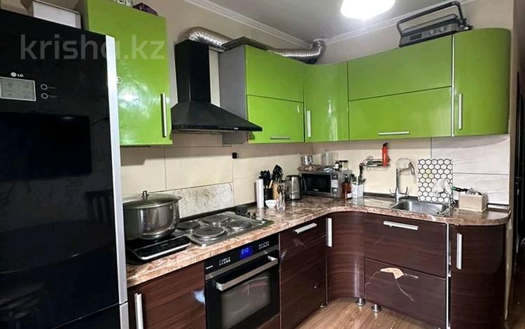 4-комнатная квартира · 83 м² · 1/5 этаж, мкр Юго-Восток, Мкр Юго-Восток, мкр Степной 2 2 — Республики за 28.5 млн 〒 в Караганде, Казыбек би р-н — фото 3