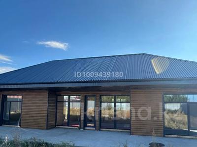 Отдельный дом · 4 комнаты · 118 м² · 10 сот., 4-Ая Звездная 3 за 65 млн ₸ в Бурабае