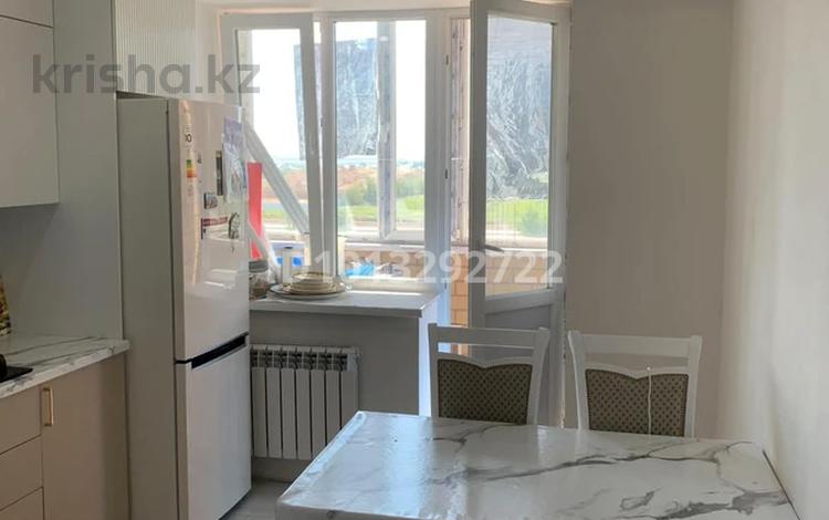 2-комнатная квартира · 50 м² · 5/5 этаж, мкр. Алтын орда 25 за 22 млн ₸ в Актобе — фото 2