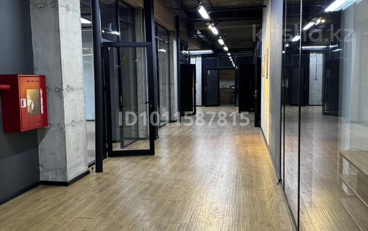 Офисы, конференц-залы, кабинеты и рабочие места · 500 м² за 3.5 млн ₸ в Актобе — фото 11