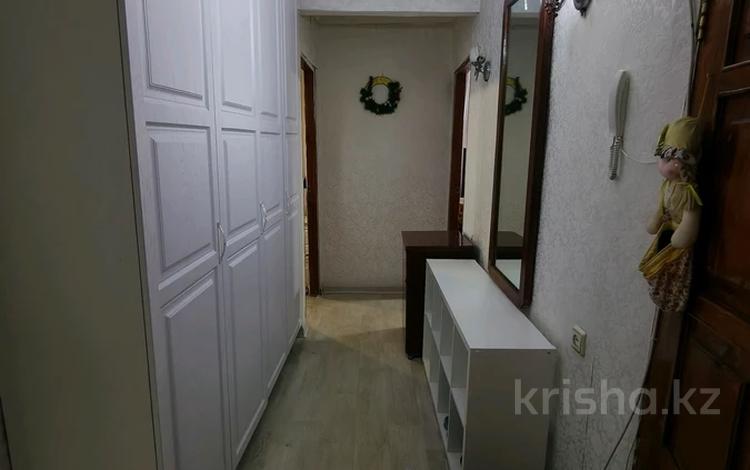 3-комнатная квартира · 65 м² · 5/5 этаж, 68 квартал за 13.5 млн ₸ в Темиртау — фото 11