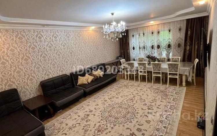 3-комнатная квартира · 100 м² · 1/5 этаж, мкр. Алтын орда, Мкр. Батыс-2 — Модагулова тауелсиздик за 250 000 ₸ в Актобе — фото 2