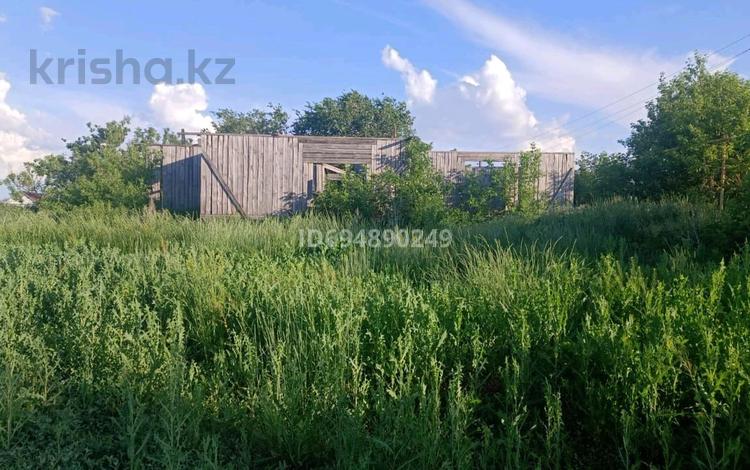 Отдельный дом · 4 комнаты · 120 м² · 15 сот., Щербаково, Комсомольская 14 за 4 млн ₸ в Костанайской обл. — фото 2