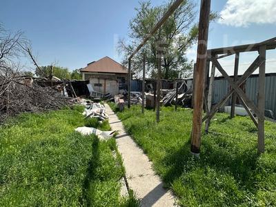 Жер үй мен саяжайлар в Жамбылской обл.: Жеке үй · 1 бөлме · 55 м² · 5 сот., Акотау 14, бағасы: 3.7 млн 〒 Жеке үй · 1 бөлме · 55 м² · 5 сот., Акотау 14, бағасы: 3.7 млн 〒 в Таразе