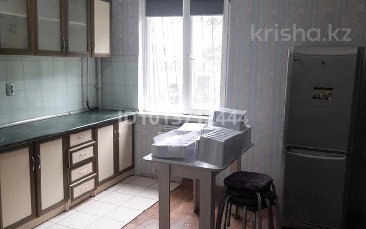 1-бөлмелі пәтер · 40 м² · 2/6 қабат, Көкжиек ш/а., бағасы: 22 млн ₸ в Алматы, Жетысуский р-н — фото 2