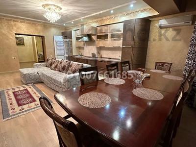 3-бөлмелі пәтер · 140 м² · 11/12 қабат, Самал-3 ш/а., Самал-2 58 — Аль-Фараби-Фурманова, бағасы: 140 млн ₸ в Алматы, Медеуский р-н