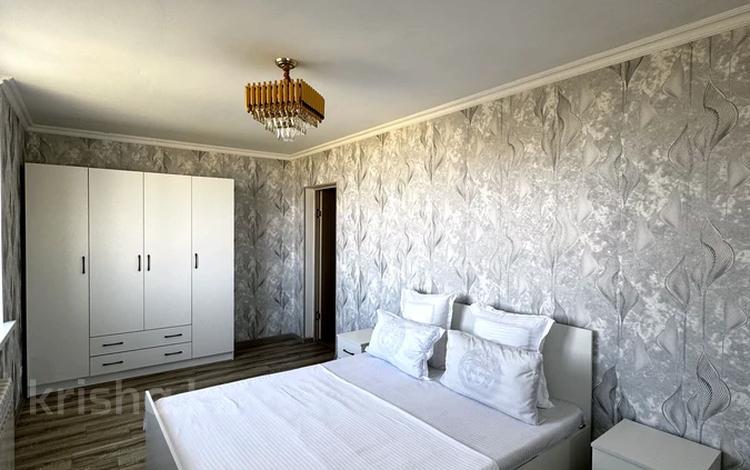2-комнатная квартира · 80 м² · 12/12 этаж, 9 32/1 — Возле «Turan молл» акимат за 12 000 ₸ в Туркестане — фото 2