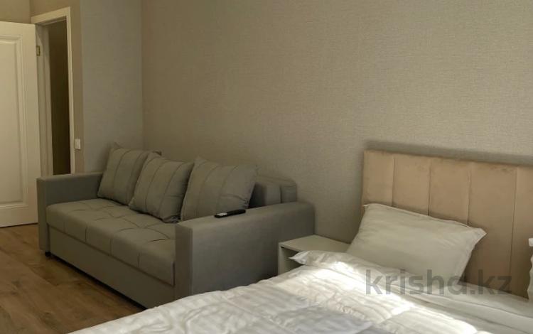 1-комнатная квартира · 40 м² · 3/12 этаж, Туран 34а за 300 000 ₸ в Астане — фото 5