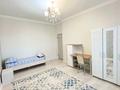 3-бөлмелі пәтер · 105 м² · 7/9 қабат, Валиханова 13 А — Дареджани ресторан, Атырауские тепловые сети, бағасы: 25 000 ₸ — фото 14