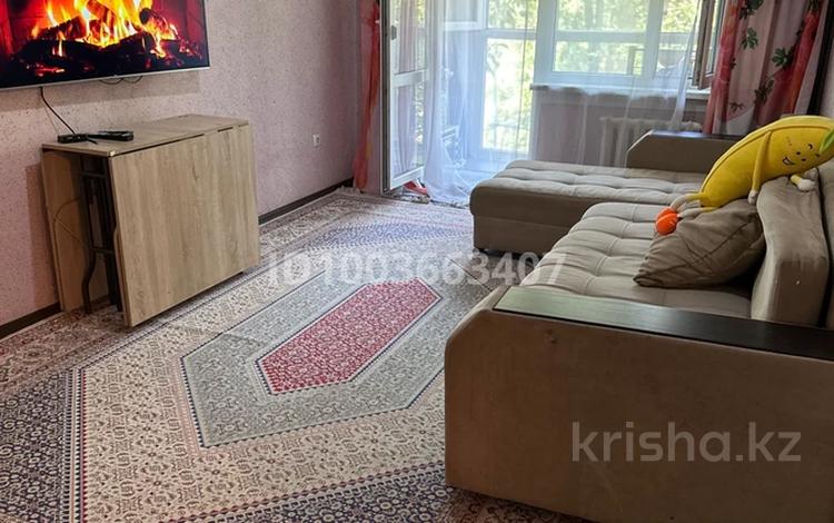 3-комнатная квартира · 56 м² · 2/4 этаж, мкр №12 13 за 39 млн 〒 в Алматы, Ауэзовский р-н — фото 2