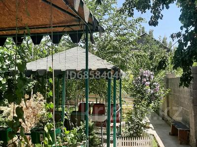 Отдельный дом · 4 комнаты · 150 м² · 5.5 сот., Жусип Баласагуна 105 — Щербоково - Сауранбаева за 38 млн 〒 в Таразе