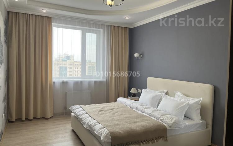 2-комнатная квартира · 75.7 м² · 9/10 этаж, Туркестан 10 за 350 000 ₸ в Астане, Есильский р-н — фото 2