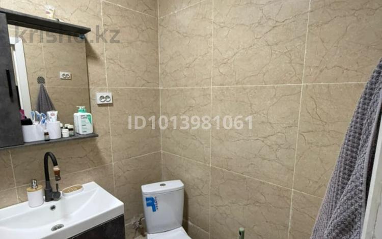 2-комнатная квартира · 48 м² · 7/12 этаж, мкр Тастак-1, Райымбека 348/1 к1-7 за 36.5 млн ₸ в Алматы, Ауэзовский р-н — фото 2