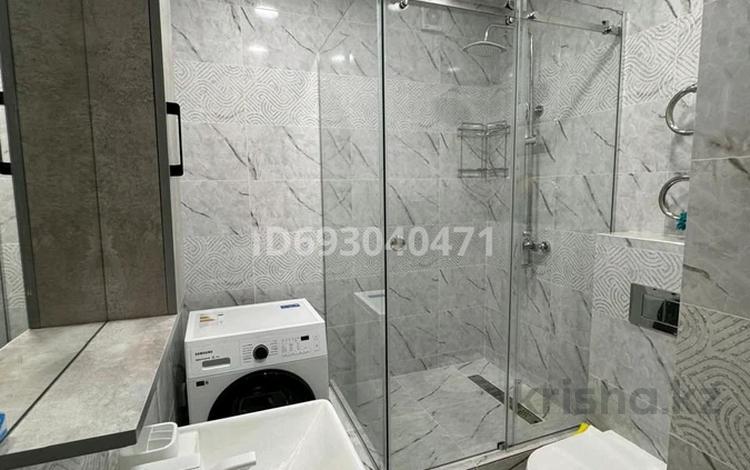2-комнатная квартира · 56 м² · 6/10 этаж, Утепова — Утепова за 250 000 ₸ в Усть-Каменогорске — фото 2