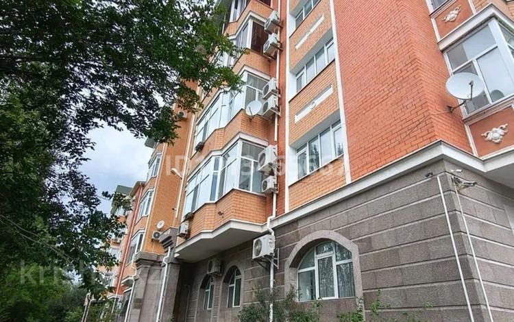 Свободное назначение, офисы, магазины и бутики, склады, образование, развлечения · 82 м² за 30 млн ₸ в Актобе, мкр 5 — фото 2