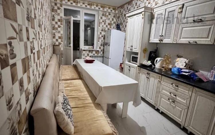 3-комнатная квартира · 96.2 м² · 4/10 этаж, мкр Аксай-4, Мкр. Аксай-4 119 за 65 млн ₸ в Алматы, Ауэзовский р-н — фото 15