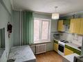 1-бөлмелі пәтер · 35 м² · 4/5 қабат, Сатпаева 58 — Школа--24.Магазин Магнум. Цон. полик Булатова, бағасы: 16 млн ₸ в Усть-Каменогорске — фото 2