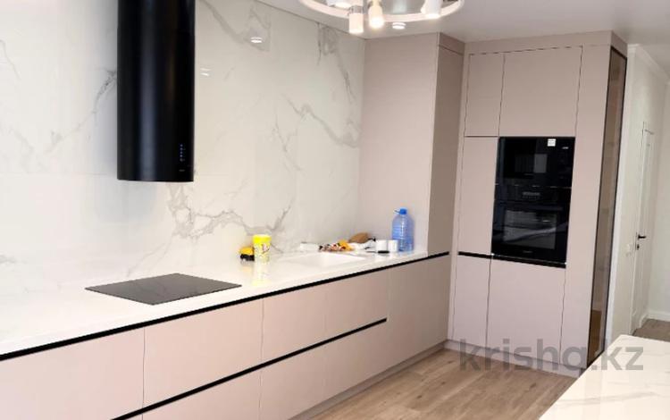 4-комнатная квартира · 120.3 м² · 4/4 этаж, Джамбула 18/1 за 75 млн ₸ в Костанае — фото 27