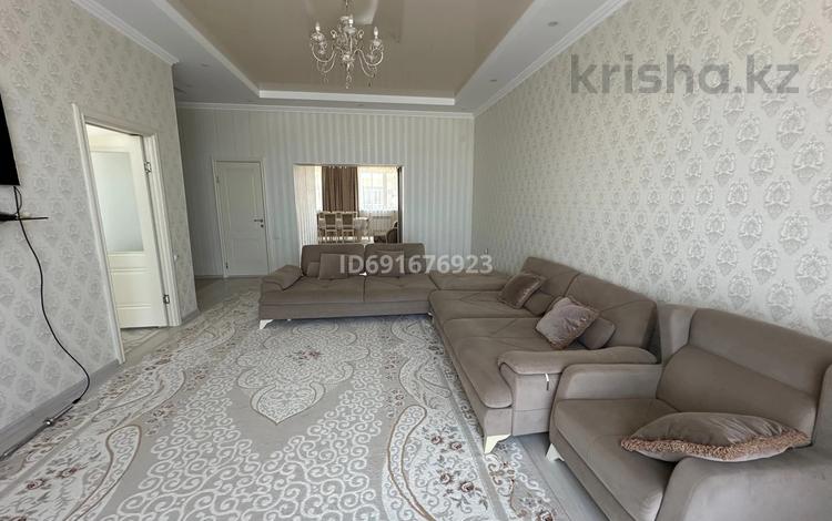 4-бөлмелі пәтер · 127.7 м² · 2/4 қабат, Жемчужная 1/1, бағасы: 50 млн ₸ в Актау, мкр Приморский — фото 18