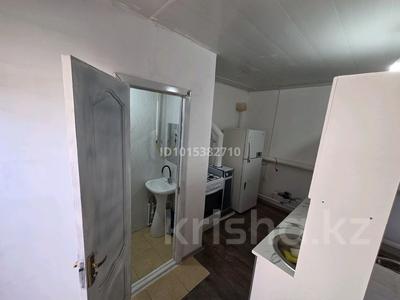 Часть дома · 2 комнаты · 70 м² · 5 сот., Сатпаева 19б за 80 000 ₸ в Актобе, жилой массив Жилянка