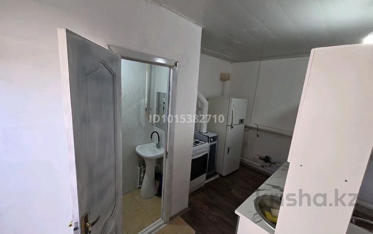 Үйдің бір бөлігі · 2 бөлме · 70 м² · 5 жүзд., Сатпаева 19б, бағасы: 80 000 ₸ в Актобе, жилой массив Жилянка — фото 2