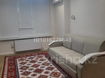 2-бөлмелі пәтер · 100 м² · 6/9 қабат, Центральный ш/а., Шайден Даулетова, бағасы: 300 000 ₸ в Атырау, мкр Центральный